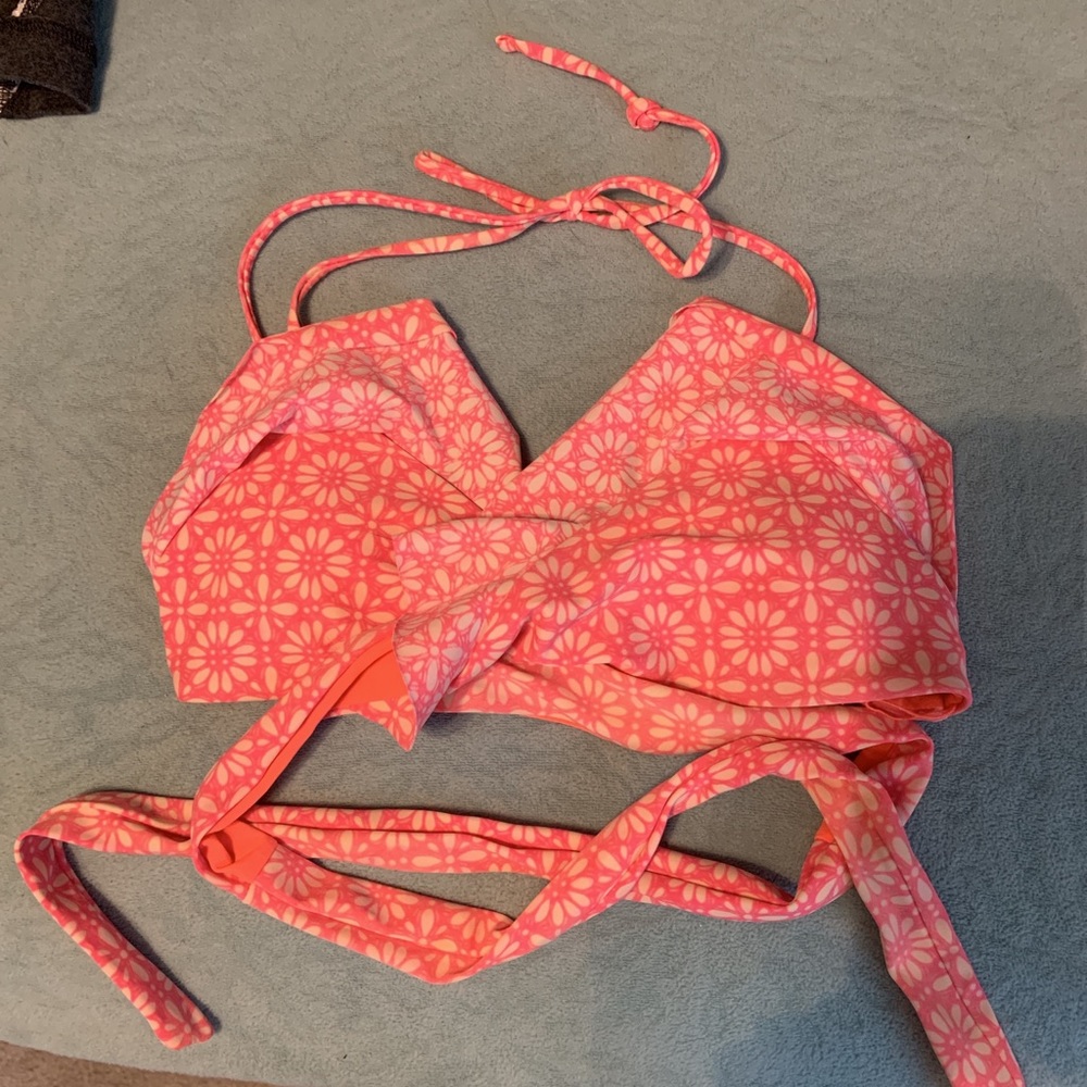 Swimsuit top from aerie